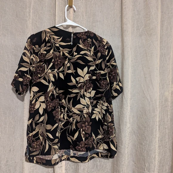 Laura Scott Black and Brown Floral Top - Picture 4 of 5